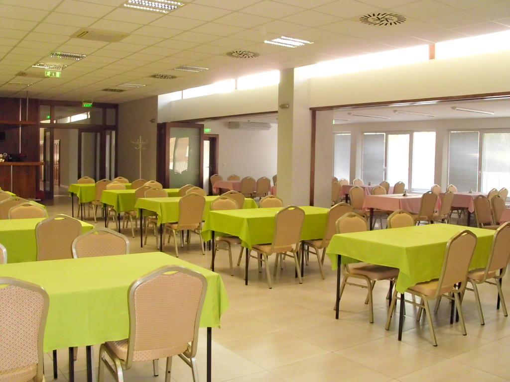 Guest House Mladost Prešov Dış mekan fotoğraf