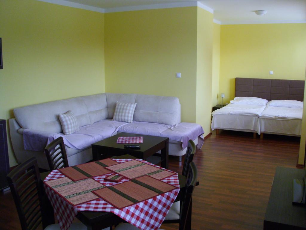 Guest House Mladost Prešov Dış mekan fotoğraf